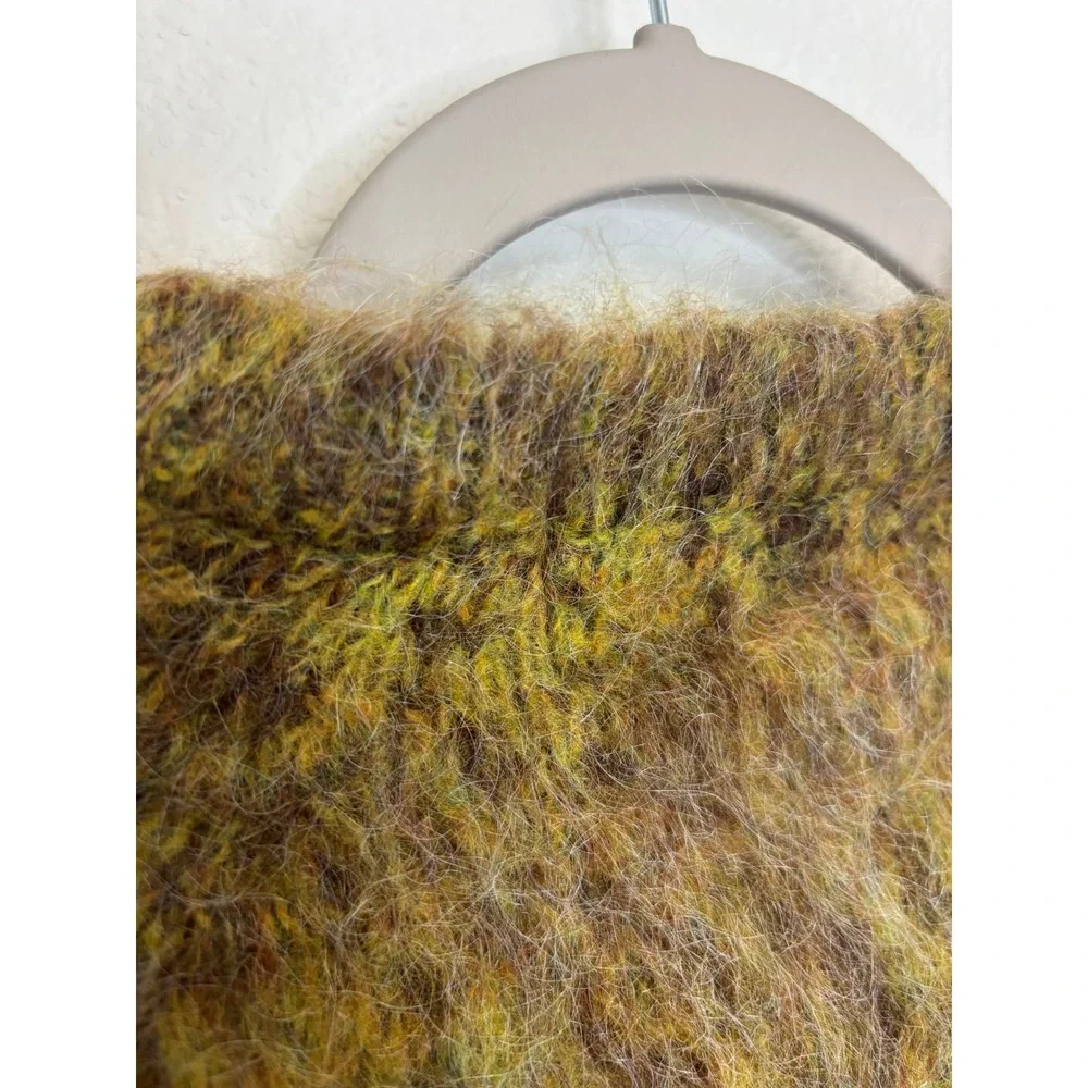 New With Tag Vintage Fuzzy Hairy Mohair V Neck Sweater  Olive Moss Mustard - Picture 3 of 9